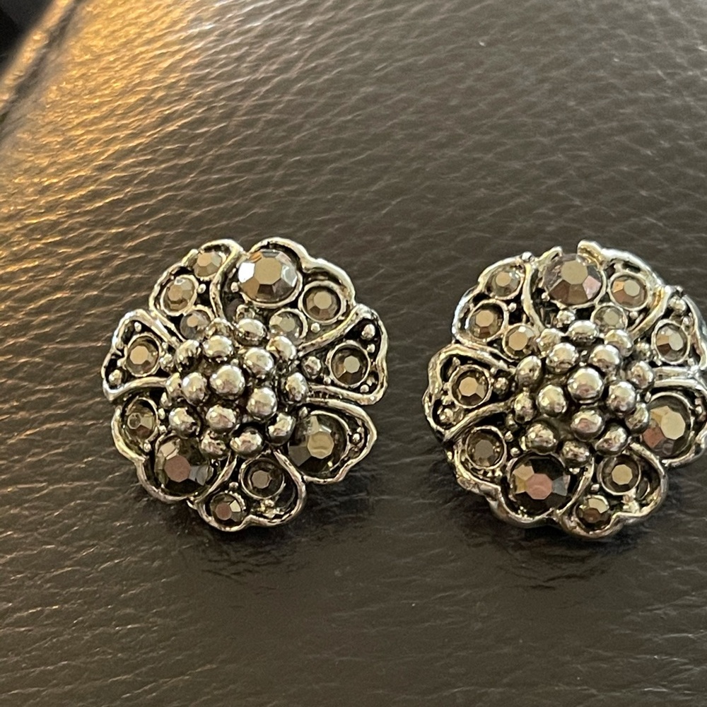 Vintage Hollycraft earrings